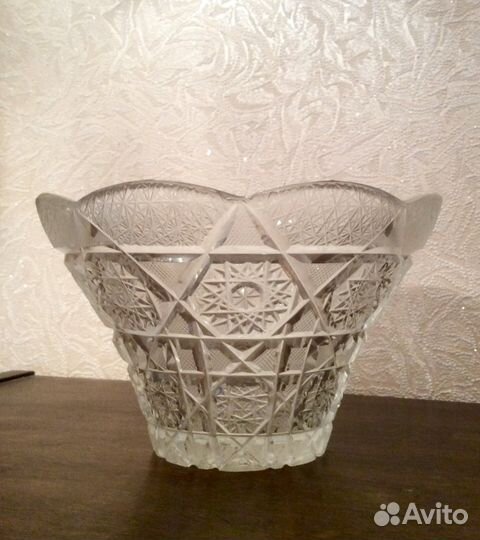 Продаются 2 конфетницы хрустальные, винтаж