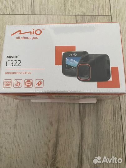 Видеорегистратор Mio Mivue c322 + microSD 32гб