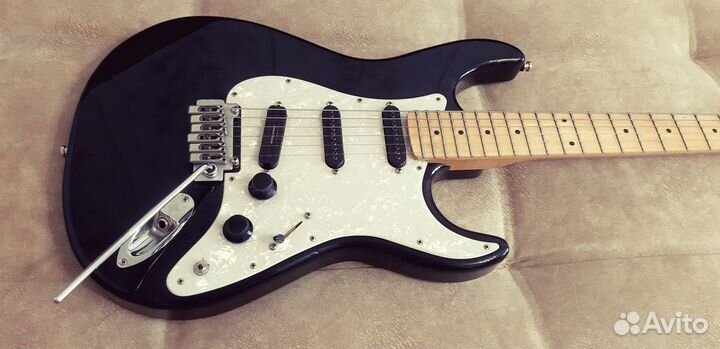 Carvin Bolt-T USA custom shop. Видео внутри