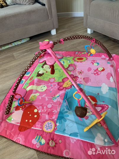 Развивающий коврик