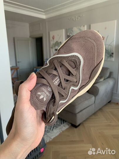 Кроссовки adidas ozweego (оригинал)