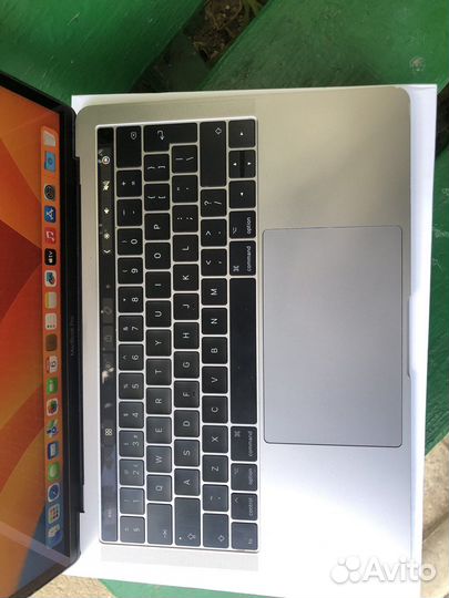 Apple MacBook Pro 13 2017 Touch Bar