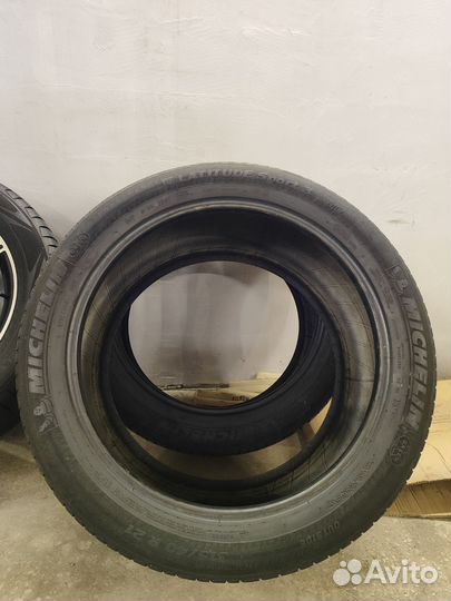 Michelin Latitude Sport 3 275/45 R21 и 315/40 R21 61Y