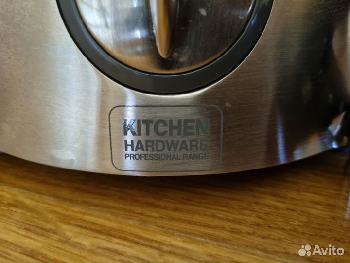 Центробежная соковыжималка Morphy Richards 48492