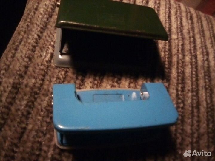 Дырокол, степлер