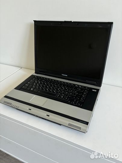 Ноутбук toshiba satellite