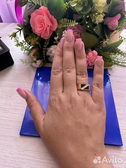 Золотая печатка 585