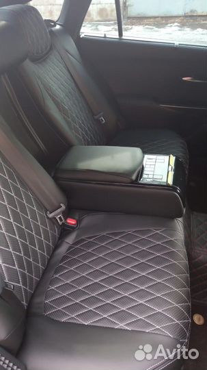 Авточехлы на Toyota Crown