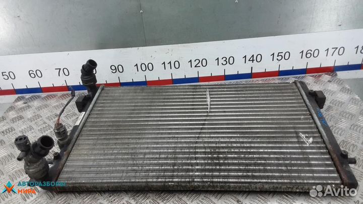 Радиатор (основной) Volkswagen Bora 2000