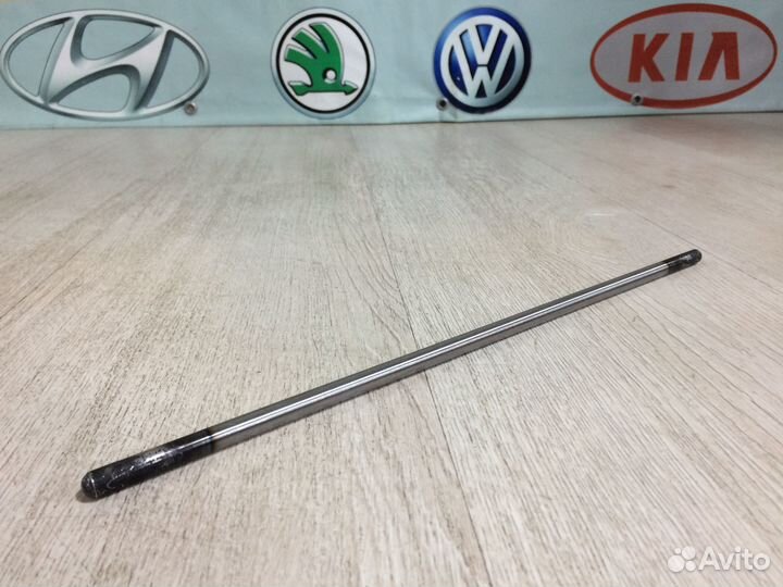 Шток обратного выжима сцепления Шкода Гольф Сеат