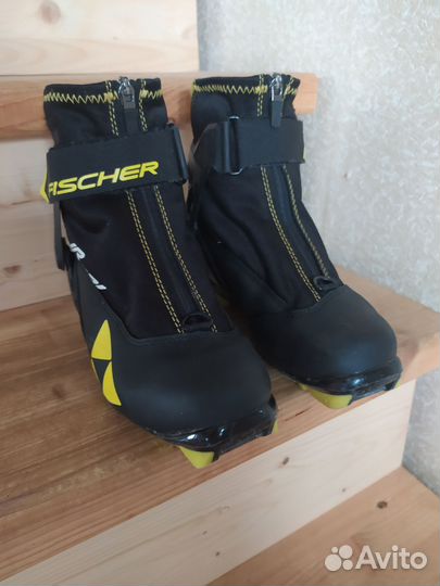 Лыжные ботинки fischer 37