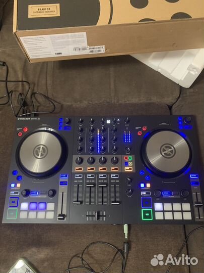 Dj контроллер Traktor S3