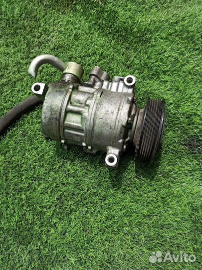 Компрессор кондиционера Volkswagen Caddy