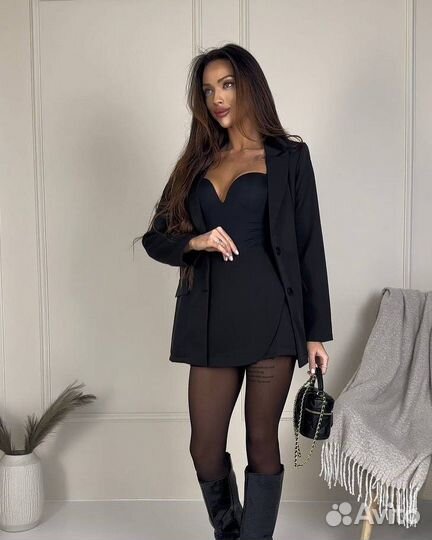 Костюм женский