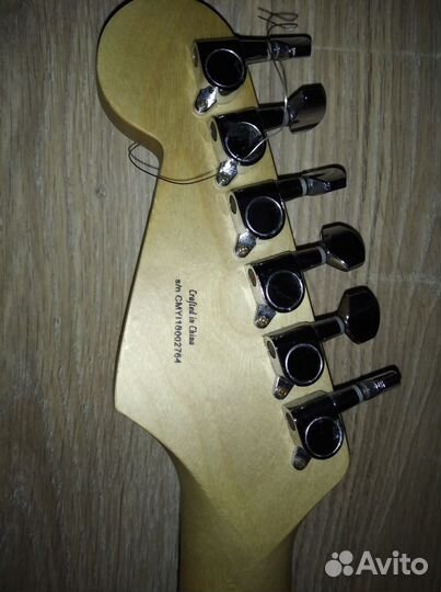 Электрогитара Fender squier MM Stratocaster