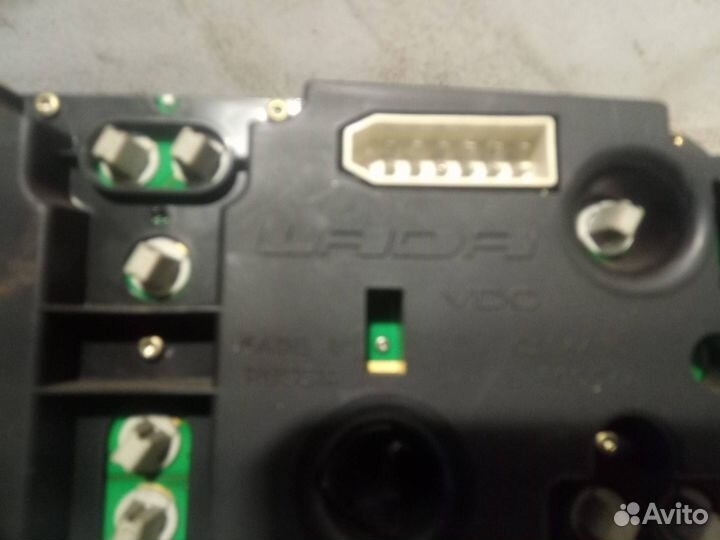 Панель приборов (щиток) LADA 2112 2004 VDO