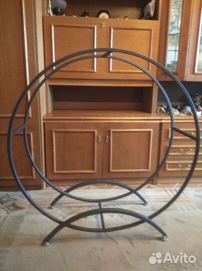 Дровница для камина