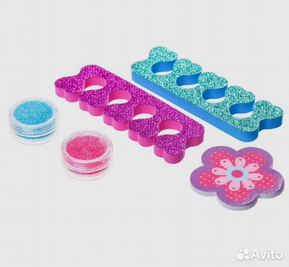 Набор для маникюра с лаком и наклейками