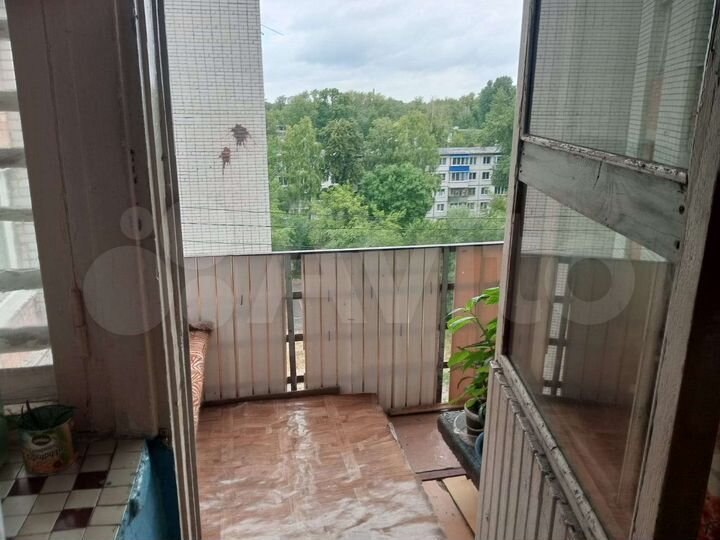 Комната 15 м² в 8-к., 8/9 эт.