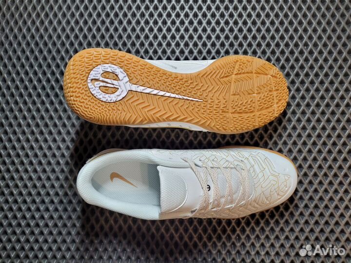 Футзалки Nike Tiempo Legend X