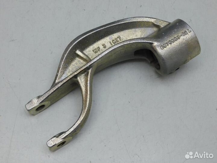 Кронштейн амортизатора левый BMW X5