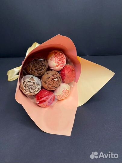 Пионы из Бельгийского Шоколада - 7 шт в Букете