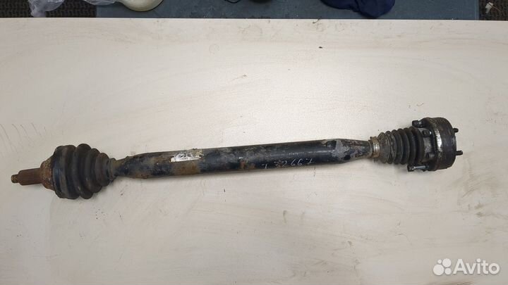 Полуось Volkswagen Polo, 2010