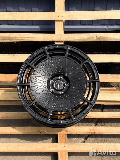 Кованые диски R23 GT Forged на Mercedes G-class