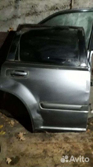 Двери nissan X-trail