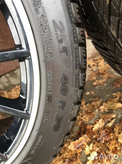 R20 Accelera 651 255/40, PCD 4x98 DIA 10