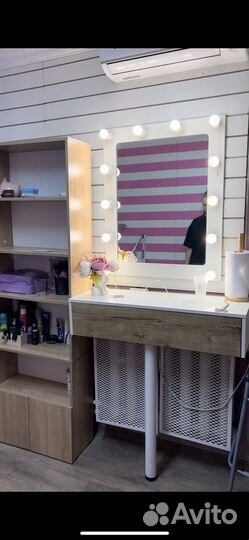Туалетный столик