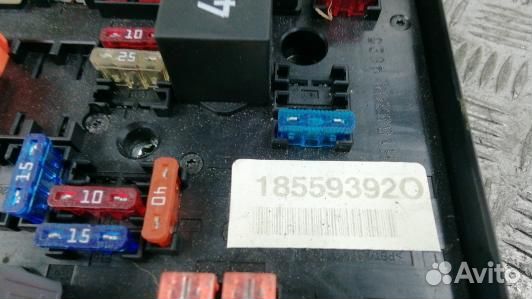 Блок предохранителей volkswagen golf 5 (ODN55M101)