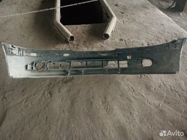 Бампер передний на bmw е 39