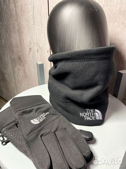 Снуд и перчатки Nike