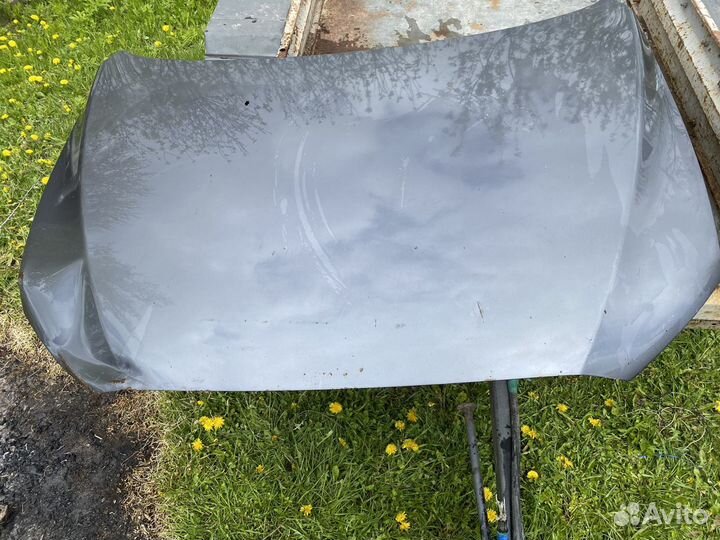 Капот lancer 10