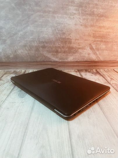 Игровой ноутбук Asus / Core i5-4200u / GeForce