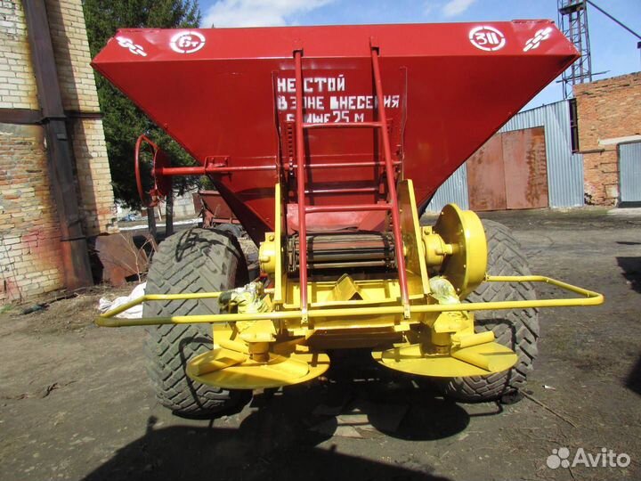 Разбрасыватель удобрений УралАгроМаш МВУ-6Г, 2024