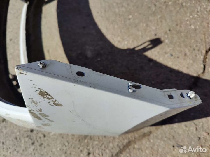 Передний бампер Skoda rapid под восстановление