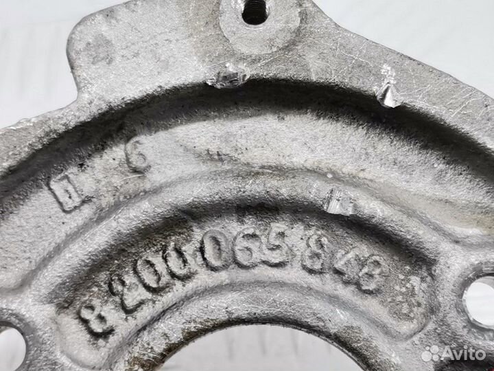 Кронштейн двигателя Renault Scenic рест. 2002