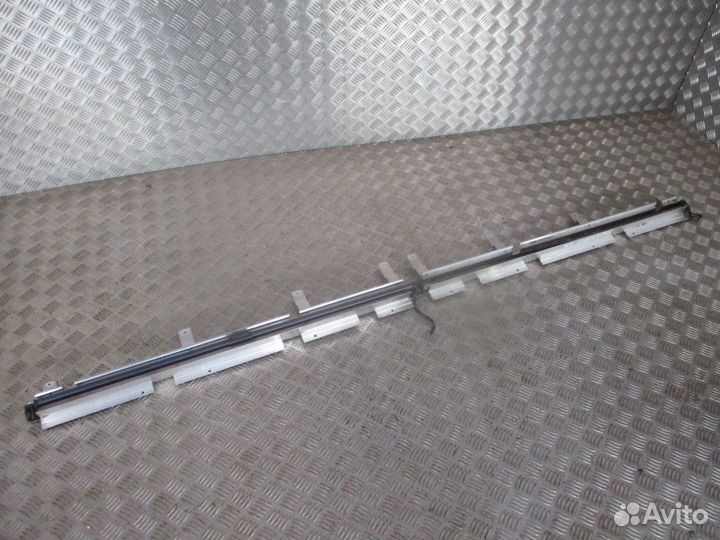 Шторка солнцезащитная MAN 81637036049