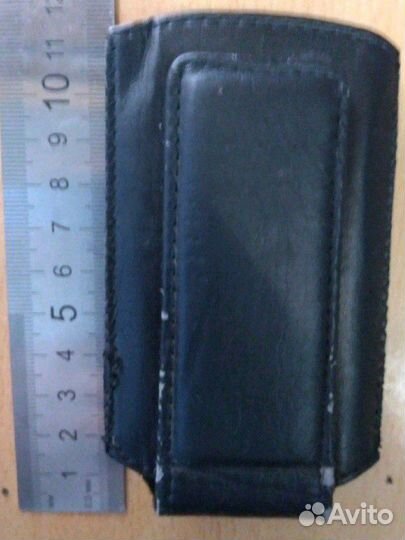 Чехол на телефон