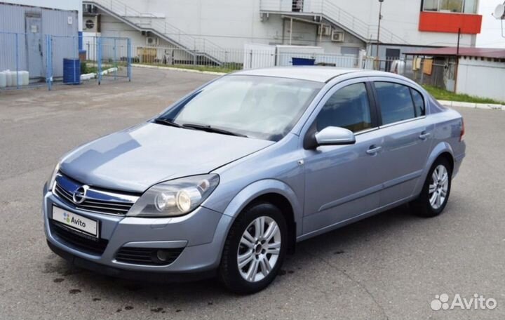 Opel Astra 1.6 МТ, 2008, 246 000 км