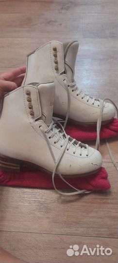 Фигурные коньки jackson elle
