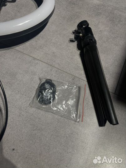 Кольцевая лампа 26 см