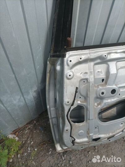 Дверь задняя правая Toyota Camry V30 2001-2006