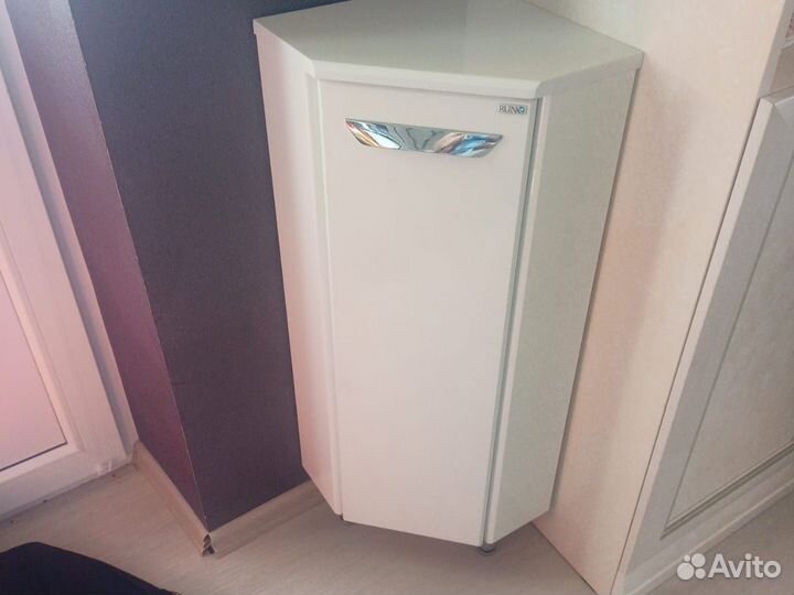 Тумба угловая для ванной