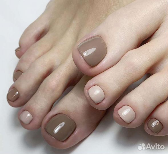 Маникюр педикюр