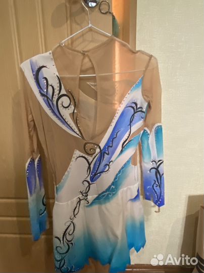 Продаётся платье для фигурного катания