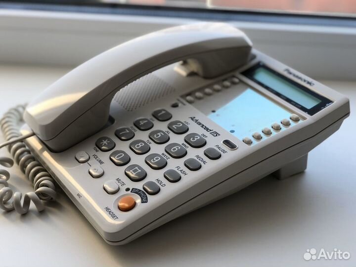 Телефон Panasonic KX-TS2365RU