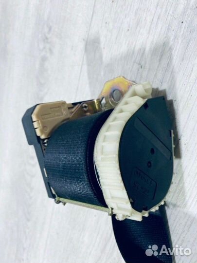 Ремень безопасности задний левый Land Rover Range